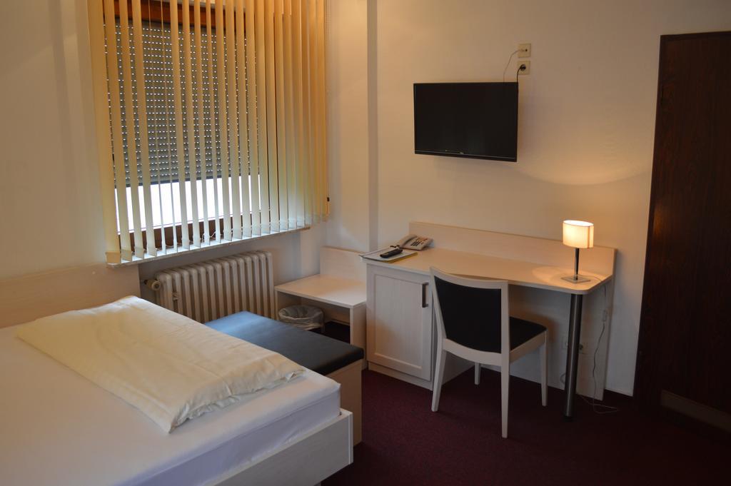 Hotel Scirocco Baunatal Ngoại thất bức ảnh